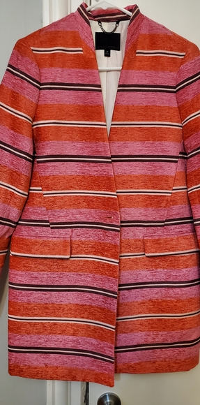 Blazer - Picture 6 of 6